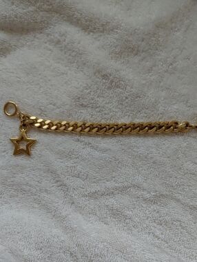 Gold Star Charm Curb Link Bracelet